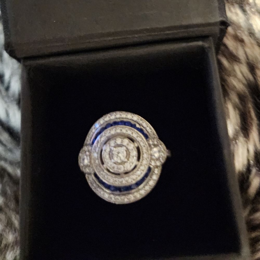 Custome Diamond and sapphire rinv